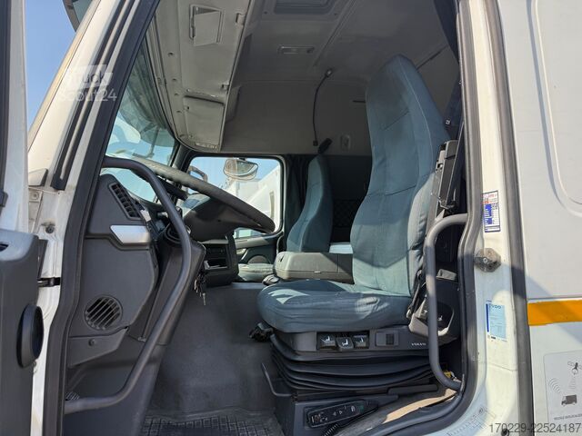 Tartálykocsi Volvo FM 450