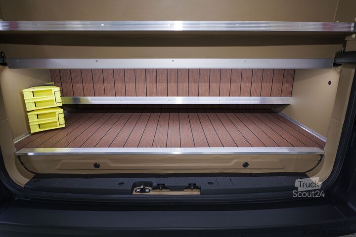 Personen-Microbus 19+1+1 Sitze VW Crafter 50