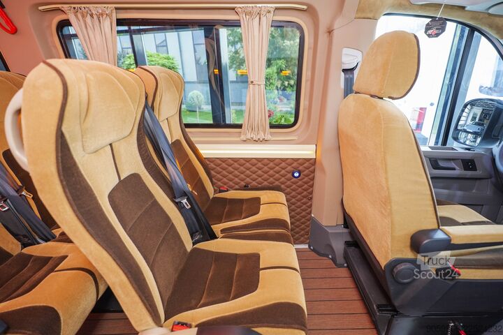 Personen-Microbus 19+1+1 Sitze VW Crafter 50