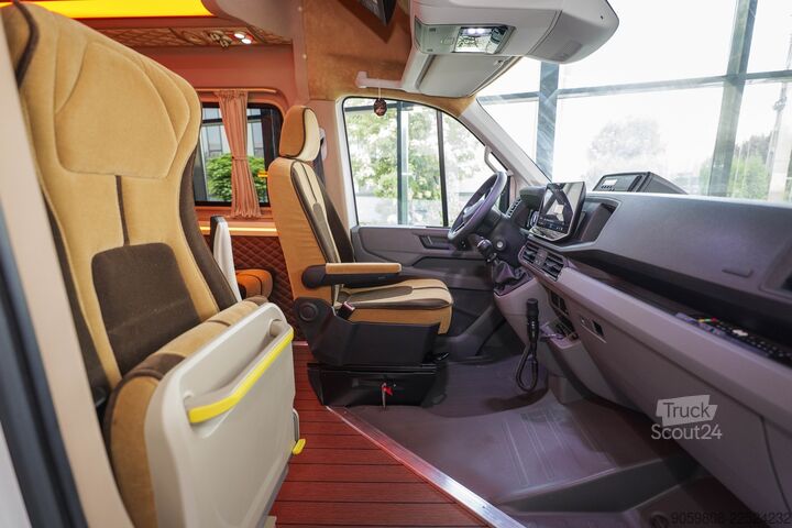 Personen-Microbus 19+1+1 Sitze VW Crafter 50