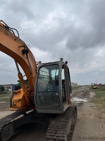 Chain excavator Hitachi ZX135US