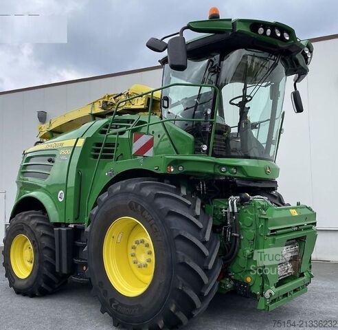 Shredder John Deere 8500i