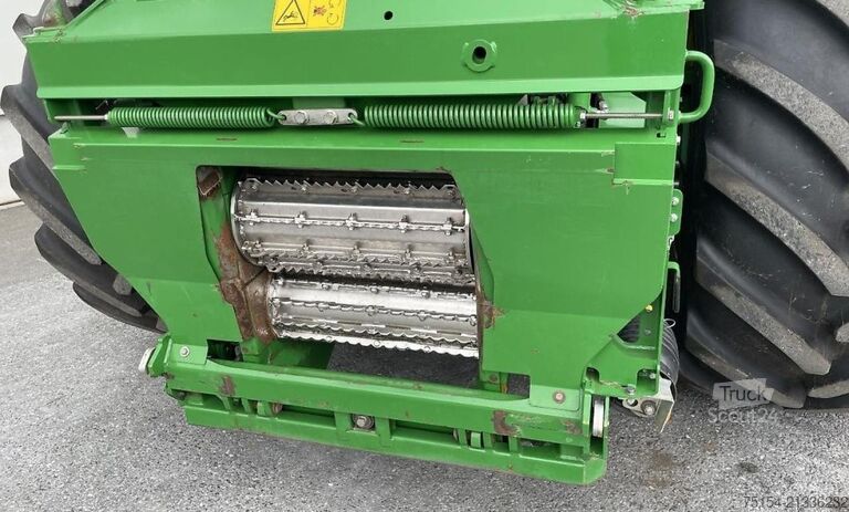 Shredder John Deere 8500i