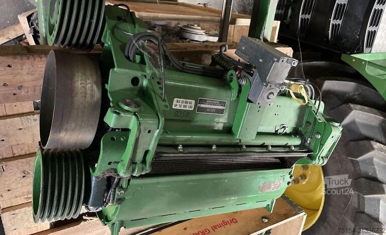 Shredder John Deere 8500i