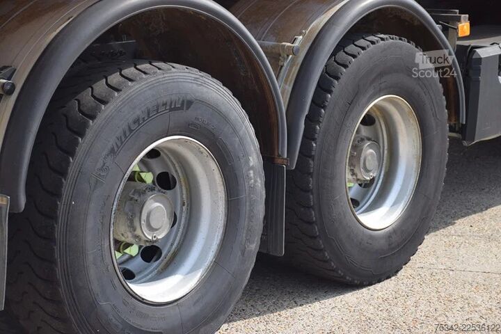 Camion de gunoi Renault C430 Tipper + Crane HMF