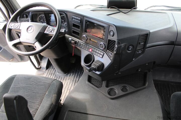 Стандартен влекач MERCEDES-BENZ 1843 4x2 BL PTO Nebenantrieb Nr: 373