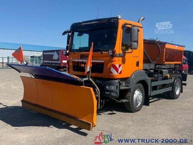 Özel amaçlı kamyon MAN TGM 15.250 4x4 Winterdienst Streuer & Schild