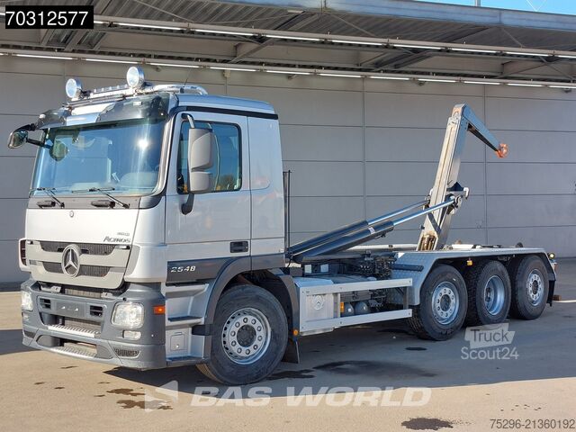 Sistema de brazo de gancho Mercedes Actros 2548 Actros 8X2 110.000 kms! AJK 20t Hoo...