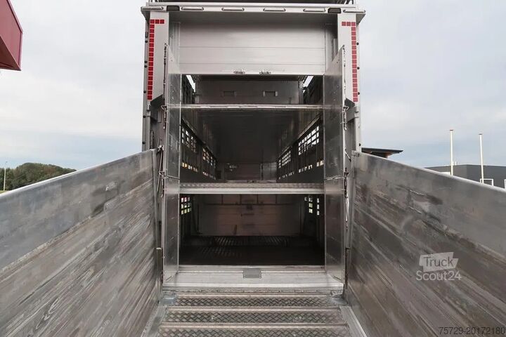 Transporte de ganado Pezzaioli SBA 31 - NEW - Neu - Livestock transporter