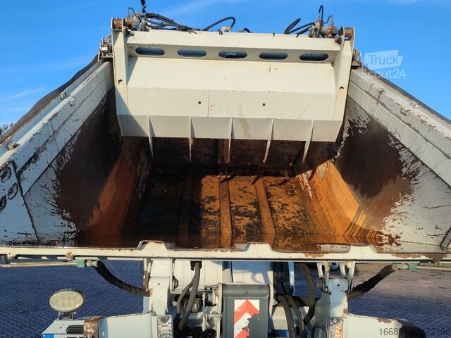 Compacteur automatique à déchets Isuzu M1