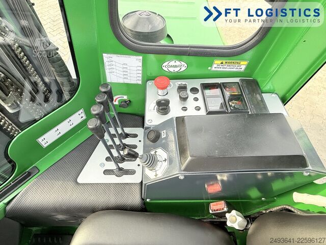 Fireveis truck Combilift C3000 DIESEL TRIPLEX 5600 FREE-LIFT