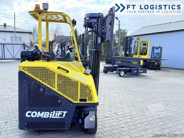 Wózek widłowy czterokierunkowy Combilift CB2500 GAS TRIPLEX 4900 FORK POSITIONER