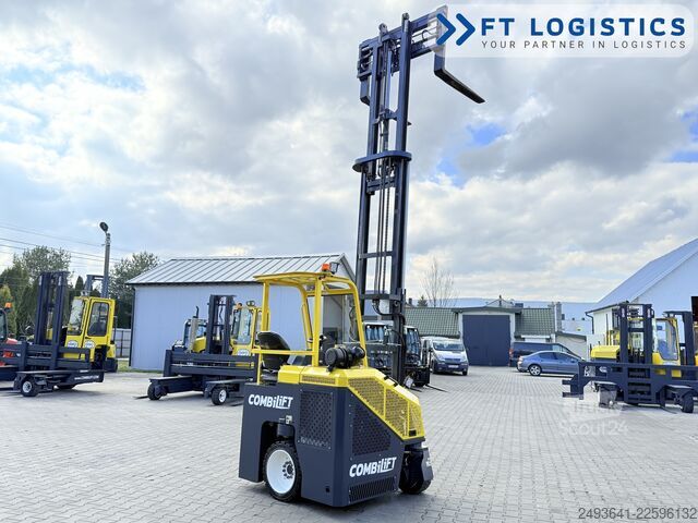 Wózek widłowy czterokierunkowy Combilift CB2500 GAS TRIPLEX 4900 FORK POSITIONER