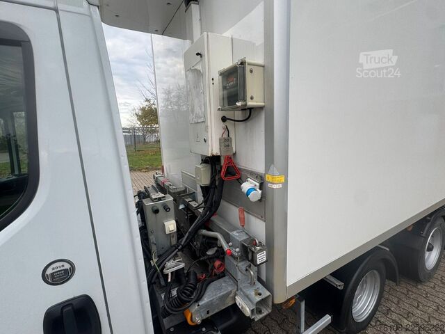 Kølevarevogn IVECO Daily 35C18 TiefKühlkoffer Maxicargo *2 Stück*
