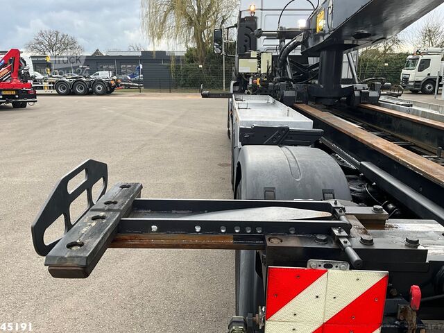 Transport af containere Man TGS 35.480 Euro 6 8x4 Deuringer Garagetransporter