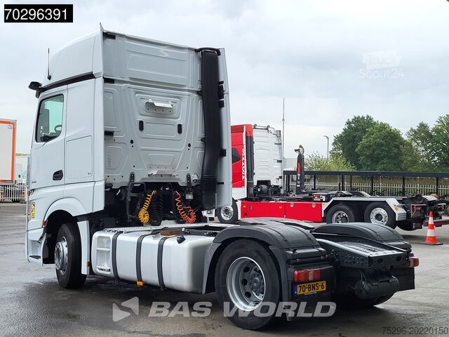 Standaard trekker Mercedes Actros 1942 4X2 GigaSpace NL-Truck Standairco N...