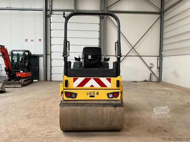 Tandemový válec Bomag BW 138 AD-5