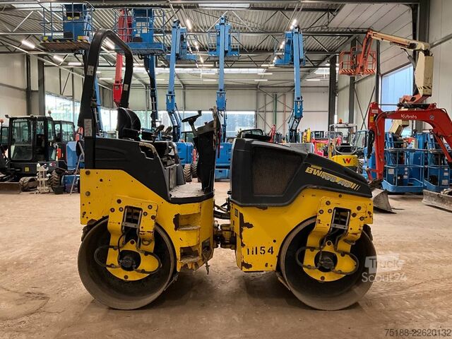 Tandemový válec Bomag BW 138 AD-5