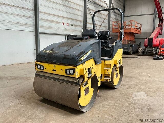 Tandemový válec Bomag BW 138 AD-5