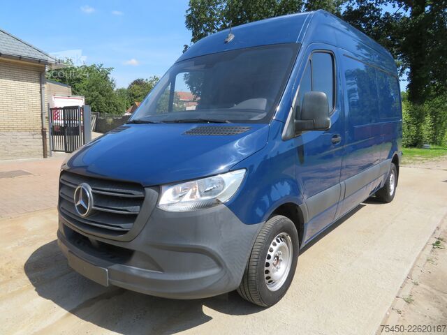 Panelová dodávka Mercedes-Benz Sprinter 311
