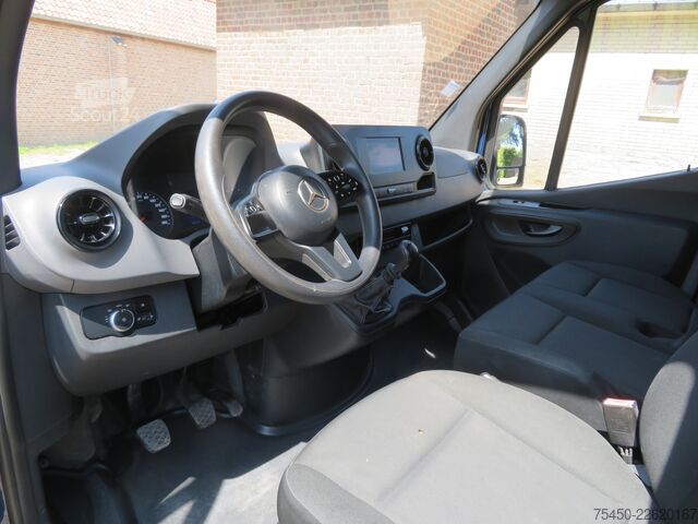 Panelová dodávka Mercedes-Benz Sprinter 311