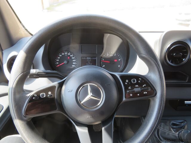 Panelová dodávka Mercedes-Benz Sprinter 311