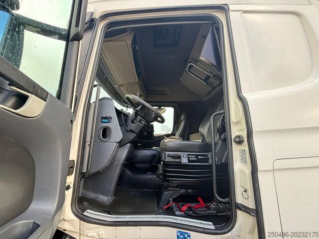 Кабина шасси Scania R 580 6x2*4 FOR SALE AS CHASSIS / CHASSIS L=730...