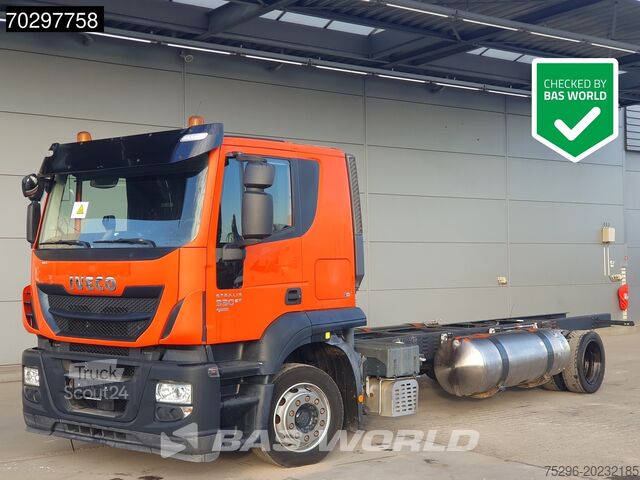 Châssis avec cabine Iveco Stralis 330 4X2 NO REGISTRATION PAPERS LNG ACC ...
