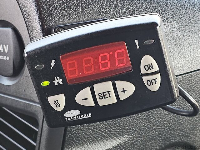 Kyld/fryst transport MERCEDES-BENZ ANTOS 2540 6x2*4