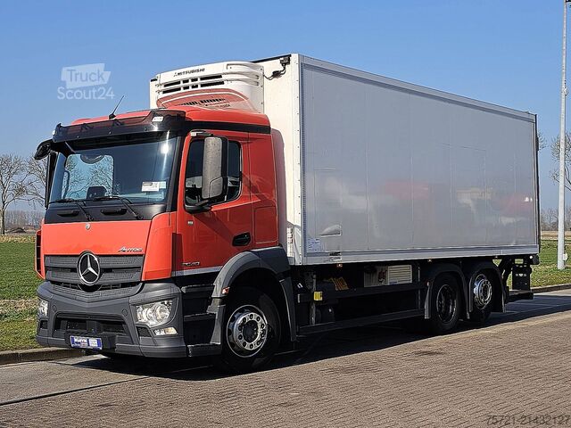 Kyld/fryst transport MERCEDES-BENZ ANTOS 2540 6x2*4
