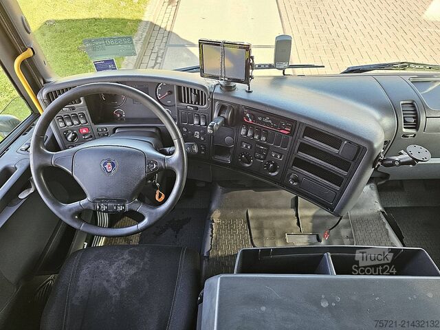 Resväska SCANIA P320 6x2*4