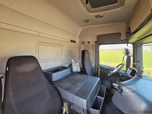 Resväska SCANIA P320 6x2*4