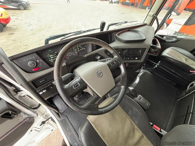 Самосвал Volvo FH 540 6x4 RETARDER / BOX L=4823 mm