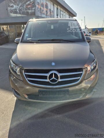 Bus de passagers Mercedes-Benz V 220 CDI