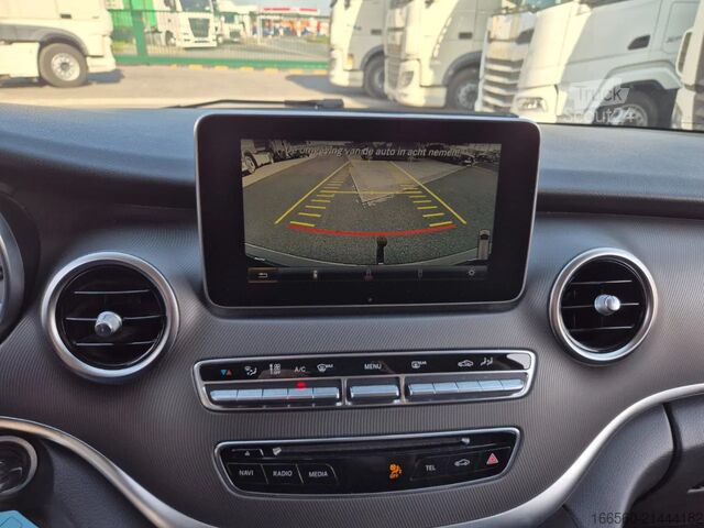 Bus de passagers Mercedes-Benz V 220 CDI