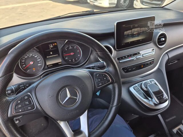 Bus de passagers Mercedes-Benz V 220 CDI