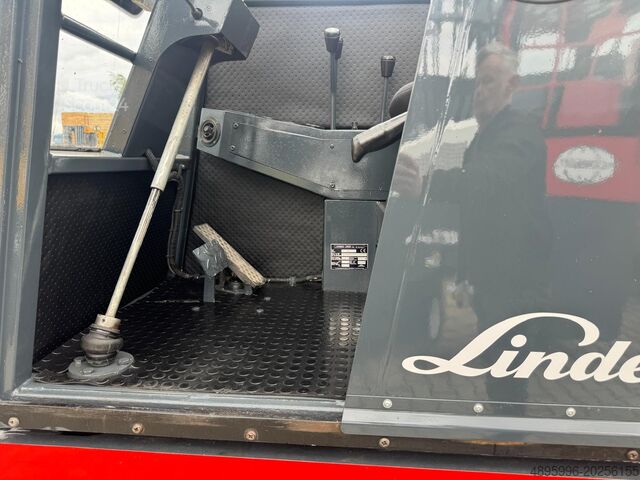 Zijladende vorkheftruck Linde S50/ Mast with free lift