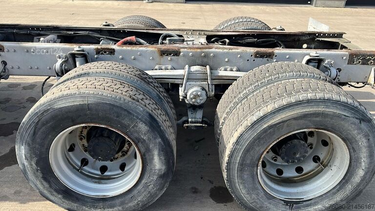 Chassis cabine MAN LE 26.284 (6X4 / STEEL SUSP. / LAMES / MANUAL G...