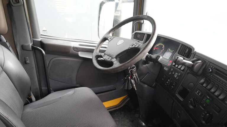 Standard-SZM Scania R 410 6x2 retarder tractor unit