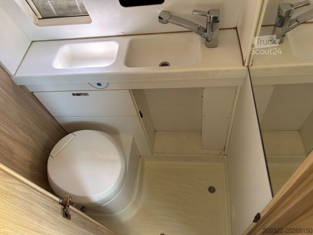 Caravan/camper Fiat Weinsberg Carabus 600 K 4 Posti Letto | Completamente Attrezzato