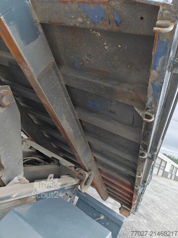 Système de bras à crochet Iveco EuroCargo 130 E25 Doka / 7Pl. Container