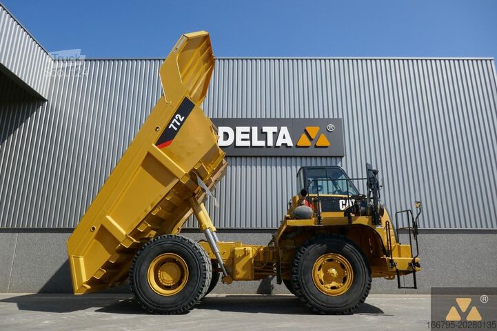 Dumper Caterpillar 772