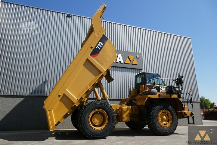 Dumper Caterpillar 772
