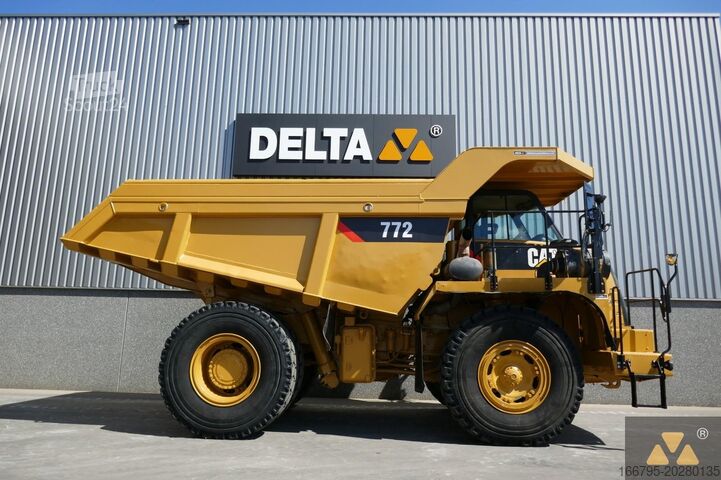Dumper Caterpillar 772