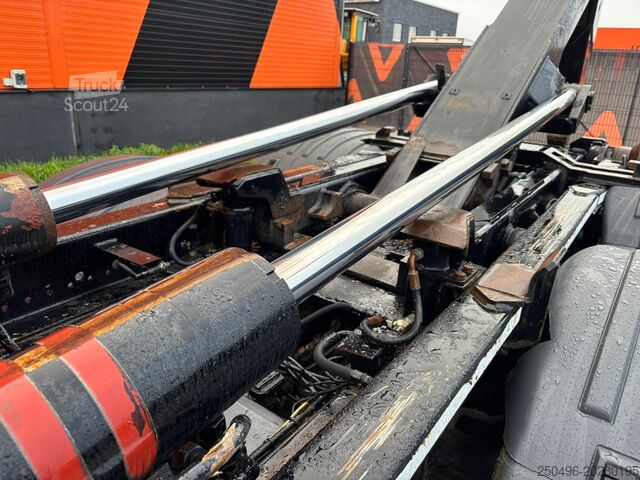 Kablio rankenos sistema Scania R 490 6x2*4 UNDERBODY SCRAPER / RETARDER / PALI...
