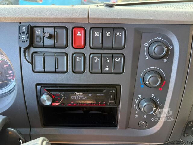 валіза DAF LF 210 8.1M Koffer 2.5T LBW ACC Airco Zijdeur N...