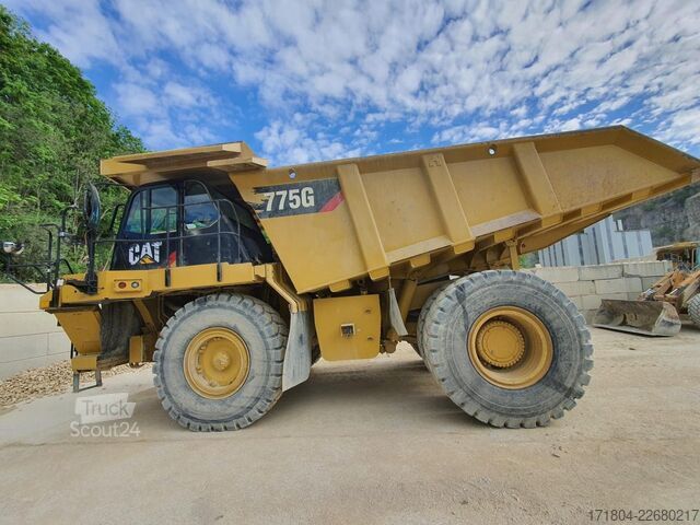 самосвал Caterpillar 775G