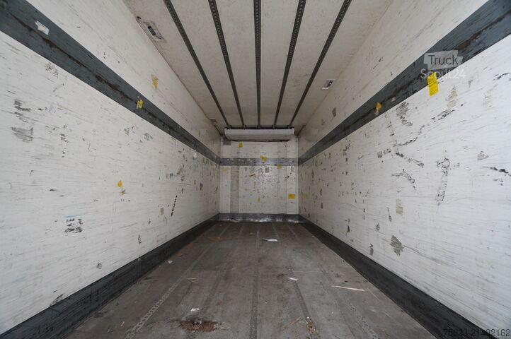 Transport réfrigéré/congélé Scania SCANIA R 580 – 6x2 refrigerated truck combinati...