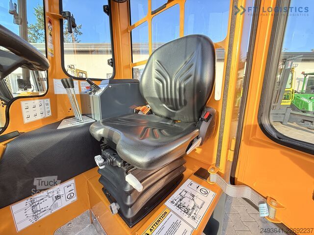 чотири-напрямний навантажувач Combilift C3000 GAS DUPLEX 4500 FREE LIFT CABIN