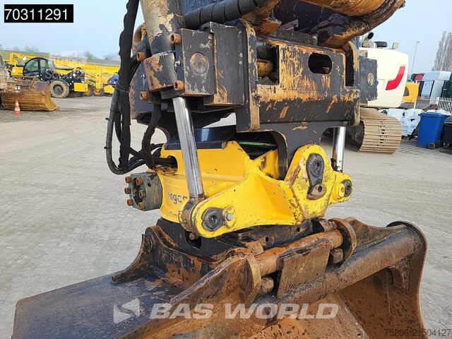 Lánctalpas kotrógép Hitachi ZX300 LC -6